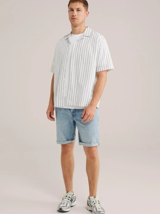 Zdjęcie produktu Szorty jeansowe WE Fashion niebieski