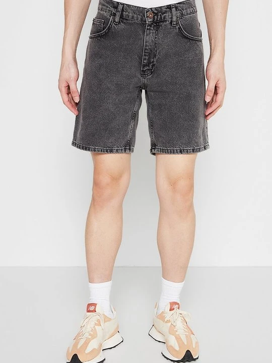 Zdjęcie produktu Szorty jeansowe Woodbird czarny