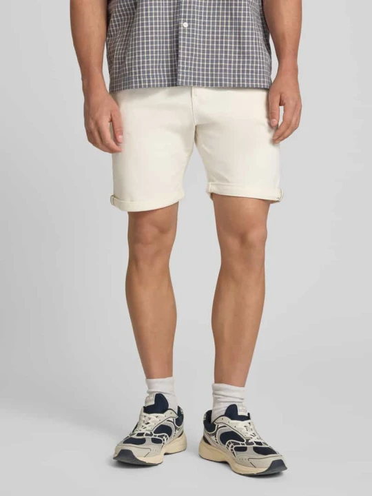 Zdjęcie produktu Szorty jeansowe z brzegiem i wpuszczanymi kieszeniami model 'RICK ALLEN' Jack&Jones Biały