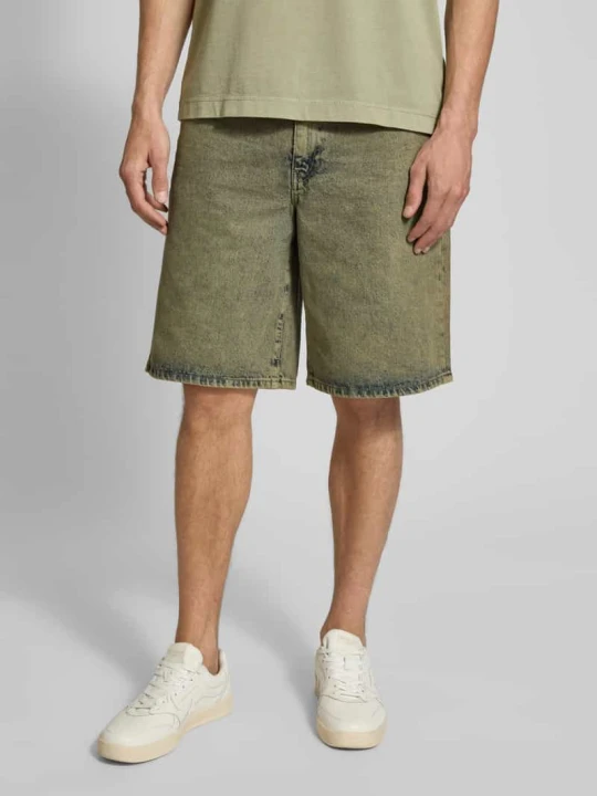 Zdjęcie produktu Szorty jeansowe z efektem znoszenia model ‘Rami’ Woodbird Ciemnozielony