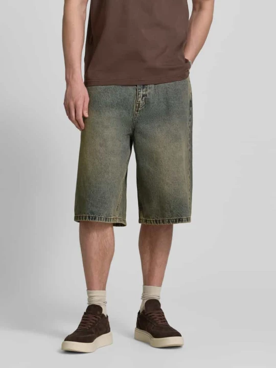 Zdjęcie produktu Szorty jeansowe z wpuszczanymi kieszeniami model 'Yuto Aged' Woodbird Jeansowy niebieski