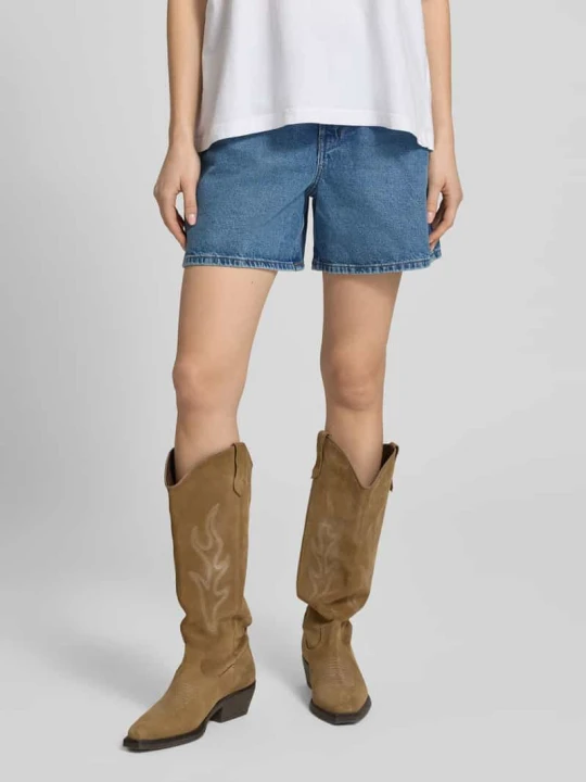 Zdjęcie produktu Szorty jeansowe z wysokim stanem z detalem z logo Calvin Klein Jeans Jeansowy niebieski