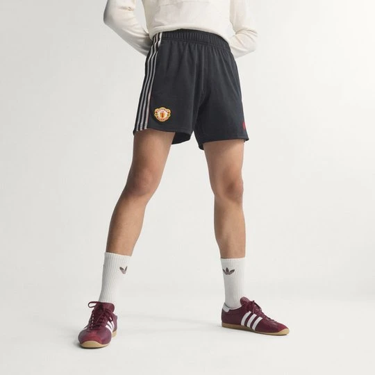 Zdjęcie produktu Szorty Manchester United Stone Roses Adidas czarny