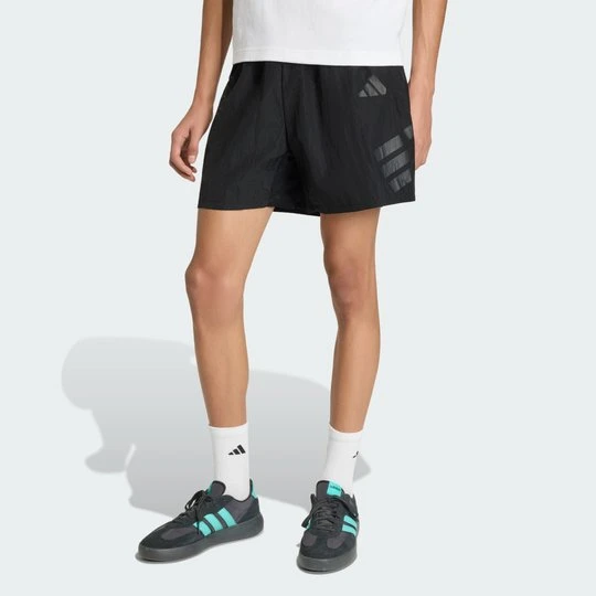 Zdjęcie produktu SZORTY MERCEDES - AMG PETRONAS FORMULA 1 TEAM NIGHT WOVEN Adidas czarny