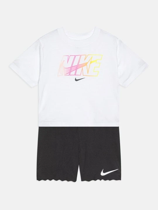 Zdjęcie produktu Szorty Nike szary