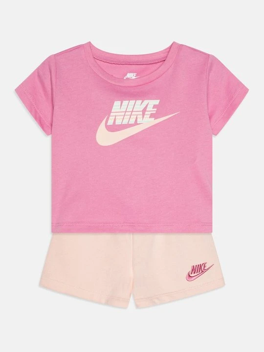 Zdjęcie produktu Szorty Nike beżowy