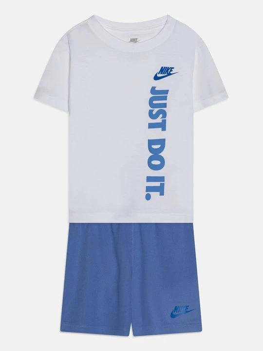 Zdjęcie produktu Szorty Nike jasnoniebieski