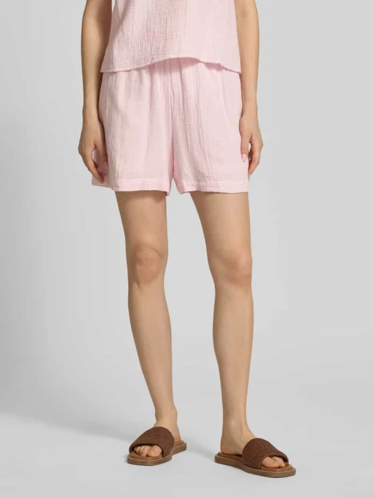 Zdjęcie produktu Szorty o kroju comfort fit z czystej bawełny model 'SASTINA' Pieces Różowy