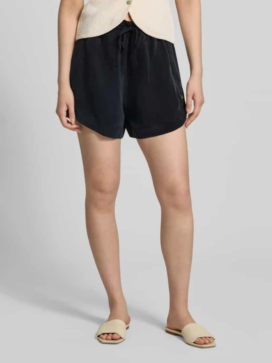 Zdjęcie produktu Szorty o kroju loose fit z aplikacją z metką model 'HERMIONE-1' Hugo Czarny