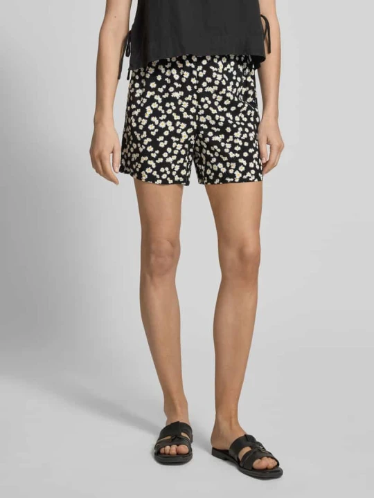 Zdjęcie produktu Szorty o kroju loose fit z czystej wiskozy model 'EASY JOY' Vero Moda Czarny