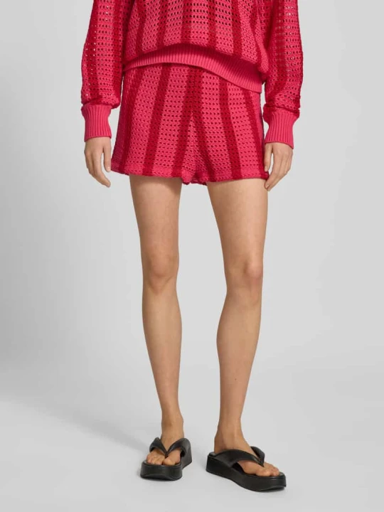 Zdjęcie produktu Szorty o kroju regular fit z ażurowym wzorem model ‘Nolita’ Colourful Rebel
