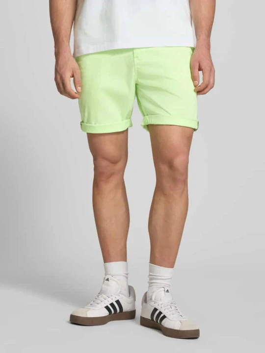 Zdjęcie produktu Szorty o kroju regular fit z kieszonką na monety Superdry Neonowy zielony