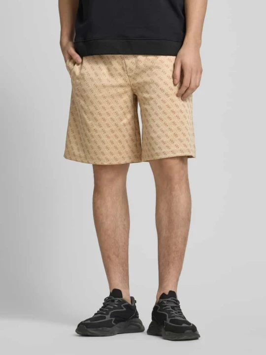 Zdjęcie produktu Szorty o kroju regular fit z naszywką z logo model ‘KORBIN’ Guess Beżowy