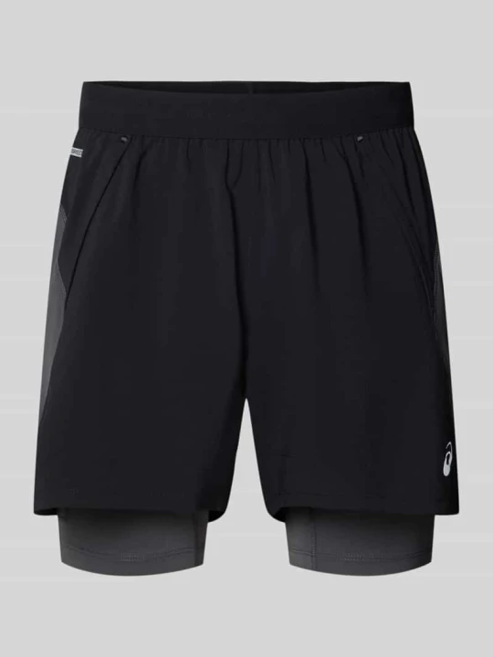 Zdjęcie produktu Szorty o kroju regular fit z wbudowanymi tights model 'Road' ASICS TIGER Czarny