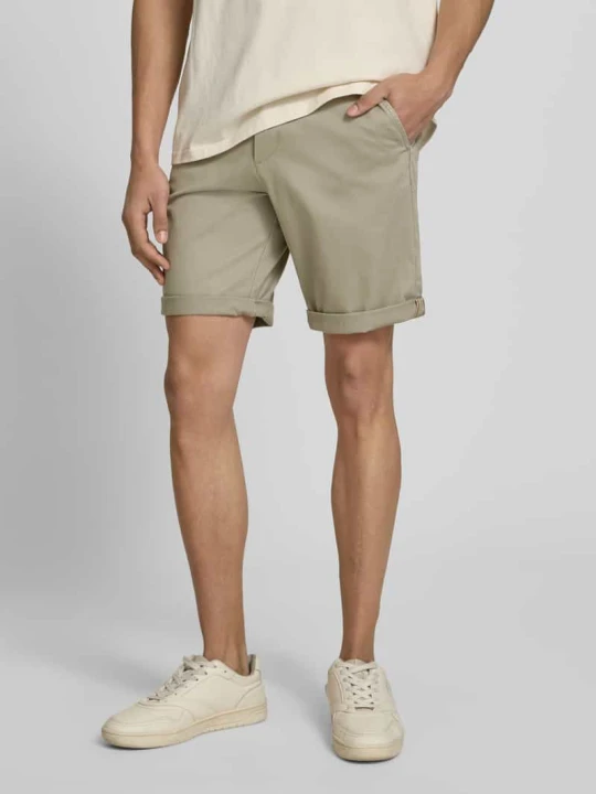 Zdjęcie produktu Szorty o kroju regular fit z wpuszczanymi kieszeniami model 'BOWIE' Jack&Jones Oliwkowy