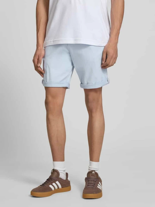 Zdjęcie produktu Szorty o kroju regular fit z wpuszczanymi kieszeniami model 'BOWIE' Jack&Jones Jasnoniebieski