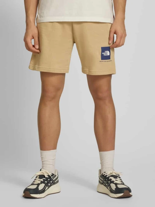 Zdjęcie produktu Szorty o kroju regular fit z wpuszczanymi kieszeniami The North Face Beżowy
