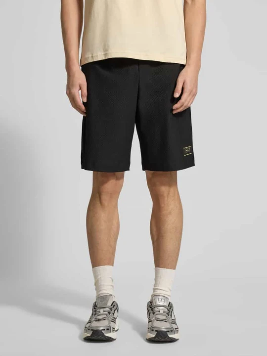 Zdjęcie produktu Szorty o kroju regular fit ze strukturalnym wzorem EA7 Emporio Armani Czarny