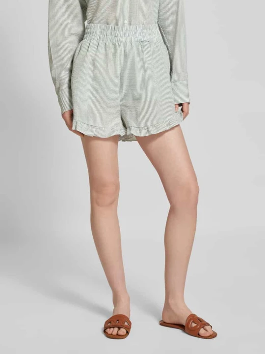 Zdjęcie produktu Szorty o kroju relaxed fit z fakturowanym wzorem model ‘Sonja’ A-View Zielony
