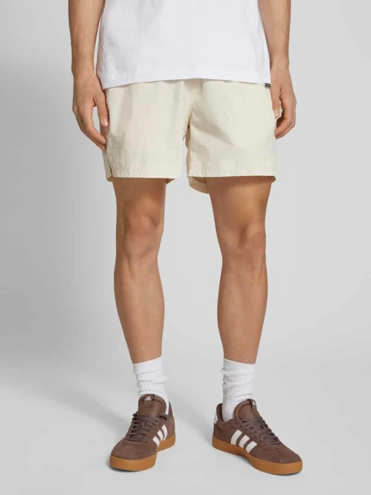 Zdjęcie produktu Szorty o kroju relaxed fit z nadrukiem z logo BLKVIS Złamany biały