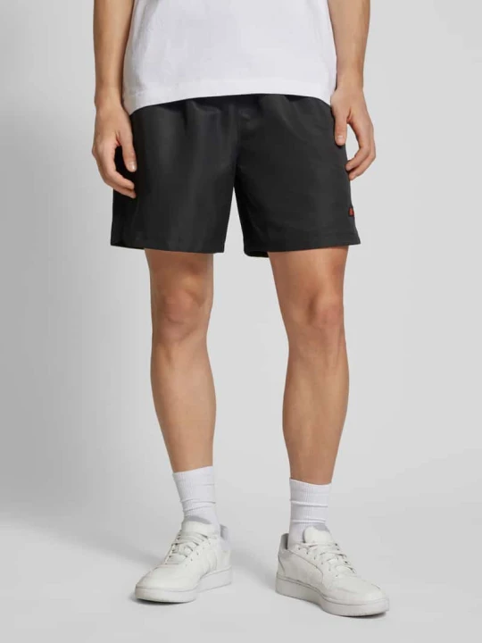 Zdjęcie produktu Szorty o kroju relaxed fit z naszywką z logo model ‘EAMES’ Ellesse Czarny