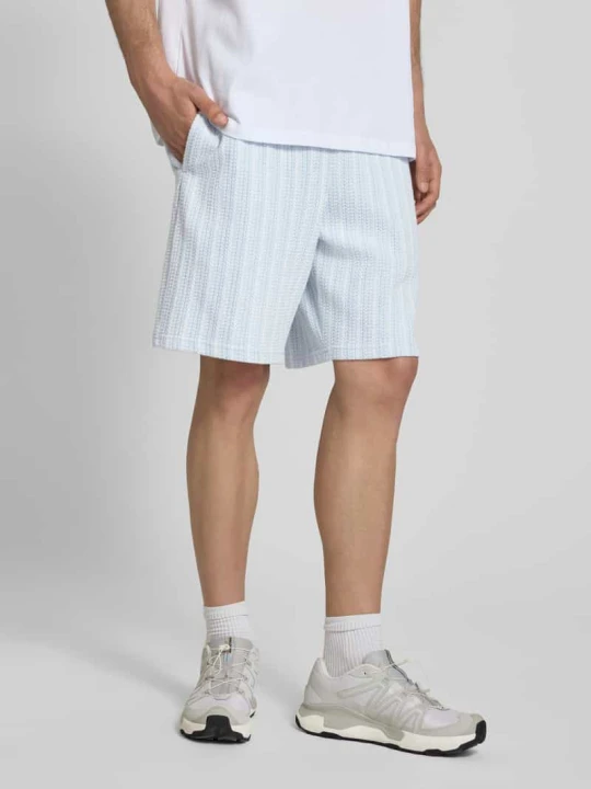 Zdjęcie produktu Szorty o kroju straight fit z fakturowanym wzorem model 'Forno' Pegador