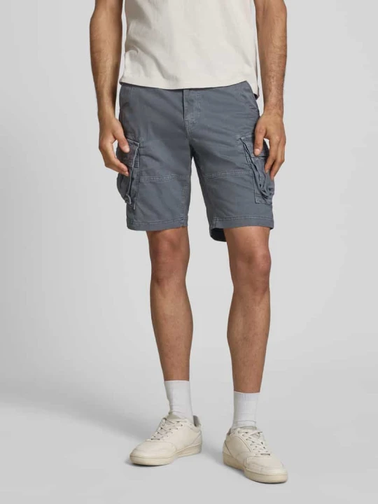 Zdjęcie produktu Szorty o kroju straight fit z kieszeniami cargo model 'Core' Superdry Grafitowy