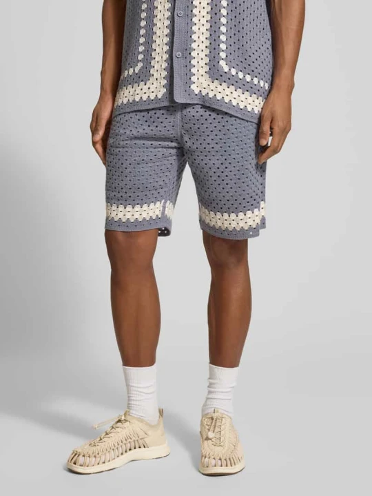Zdjęcie produktu Szorty o kroju straight fit z perforowaniem Jake*s