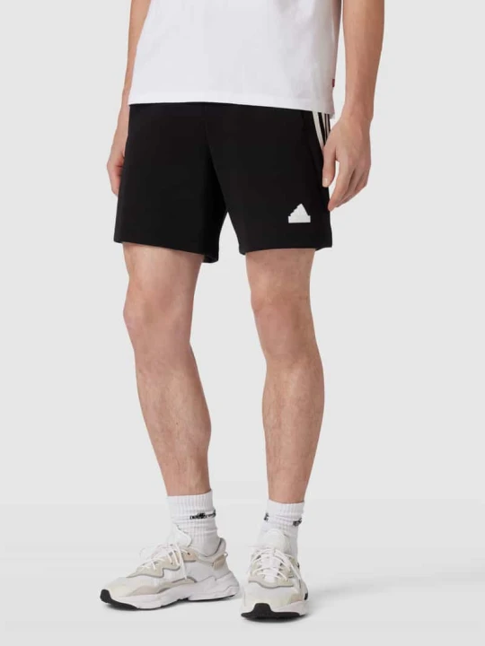 Zdjęcie produktu Szorty sportowe z naszywką z logo Adidas Czarny