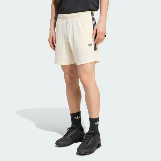 Zdjęcie produktu Szorty Teamgeist 26 Adidas Cream White
