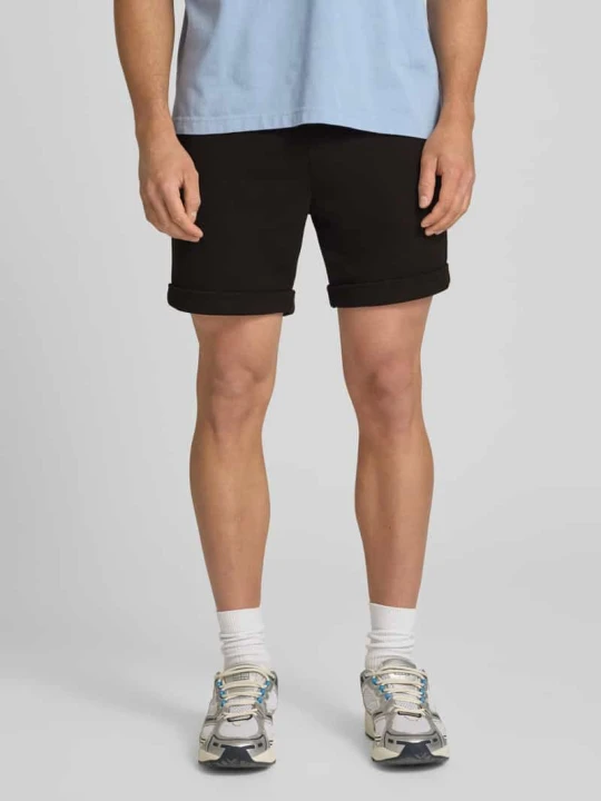 Zdjęcie produktu Szorty dresowe o kroju regular fit z dodatkiem wiskozy model 'NEWKODYL' Only & Sons Czarny