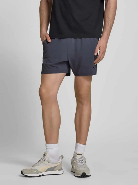 Zdjęcie produktu Szorty w kroju regular fit z nadrukiem logo Puma Grafitowy