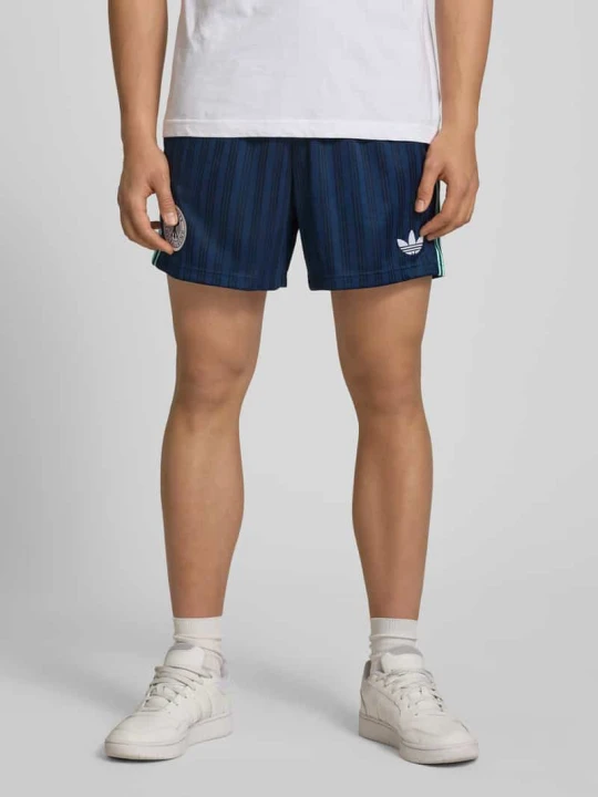 Zdjęcie produktu Szorty w trykotowym stylu o kroju loose fit z aplikacją dfb adidas Originals Granatowy