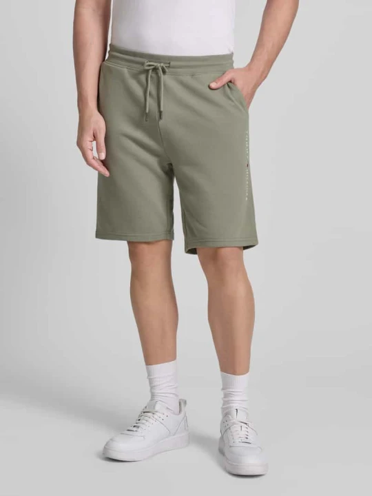 Zdjęcie produktu Szorty z dzianiny dresowej o kroju regular fit z mieszanki bawełny Tommy Hilfiger Khaki