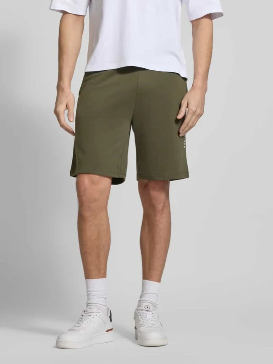 Zdjęcie produktu Szorty dresowe o kroju relaxed fit z mieszanki bawełny Tommy Hilfiger Khaki