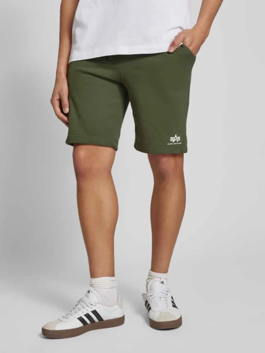 Zdjęcie produktu Szorty z dzianiny dresowej z elastycznym pasem i tunelem Alpha Industries Oliwkowy