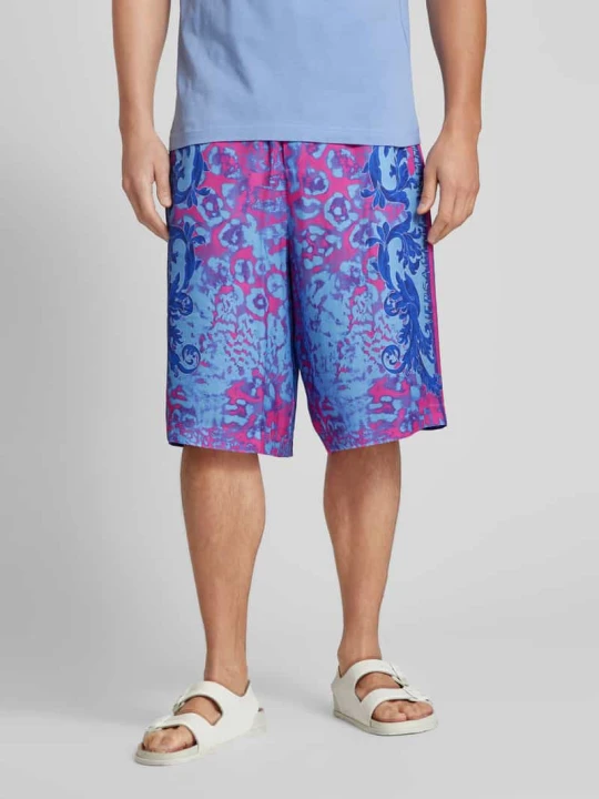 Zdjęcie produktu Szorty z dzianiny dresowej z wiskozy ze wzorem na całej powierzchni Versace Jeans Couture Jasnoniebieski