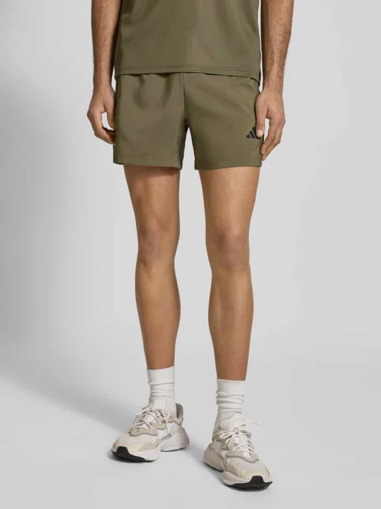 Zdjęcie produktu Szorty z elastycznym pasem Adidas Oliwkowy
