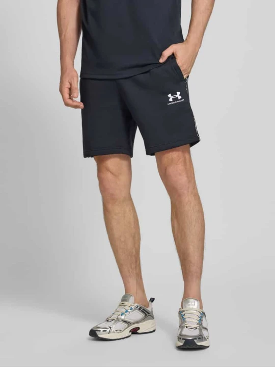 Zdjęcie produktu Szorty z elastycznym pasem i Wyhaftowane logo Under Armour czarny