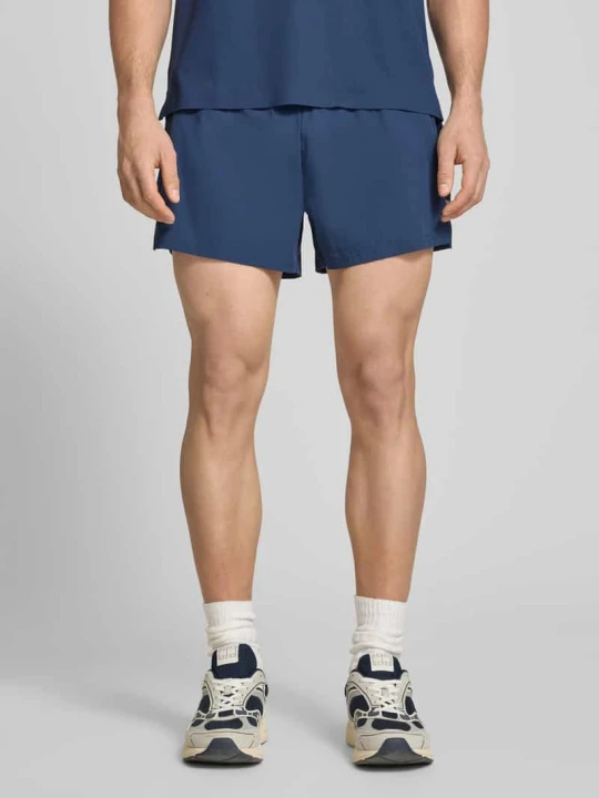 Zdjęcie produktu Szorty z elastycznym pasem model 'ERUDITO' Ellesse Granatowy