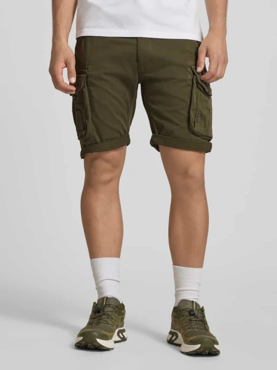 Zdjęcie produktu Szorty z kieszeniami cargo model 'CREW SHORT' Alpha Industries Oliwkowy