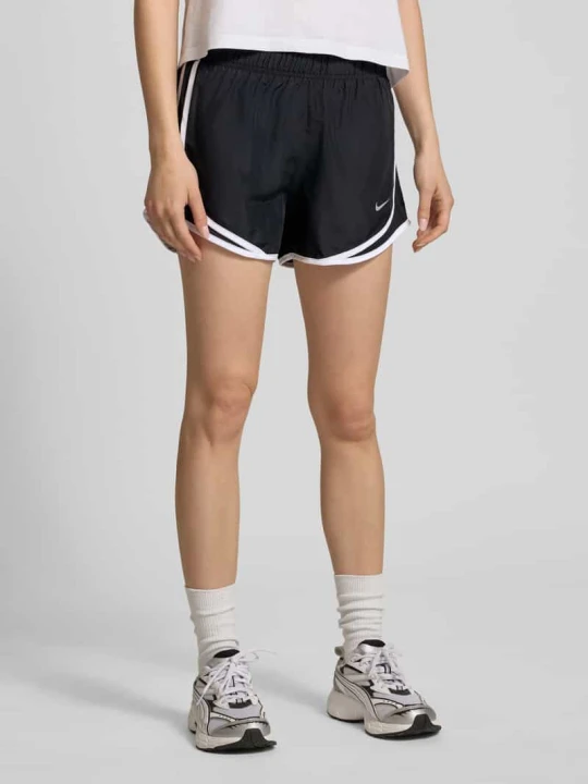 Zdjęcie produktu Szorty z logo i elastycznym pasem Nike Czarny