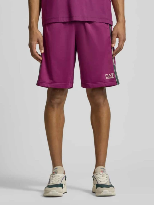 Zdjęcie produktu Szorty z logo i kieszeniami wpuszczanymi EA7 Emporio Armani Fioletowy
