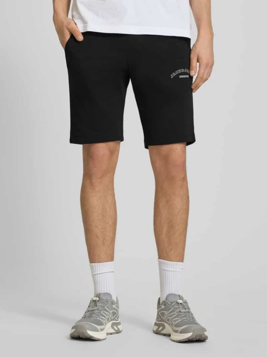 Zdjęcie produktu Szorty dresowe z nadruk z logo model 'GORDON' Jack&Jones Czarny
