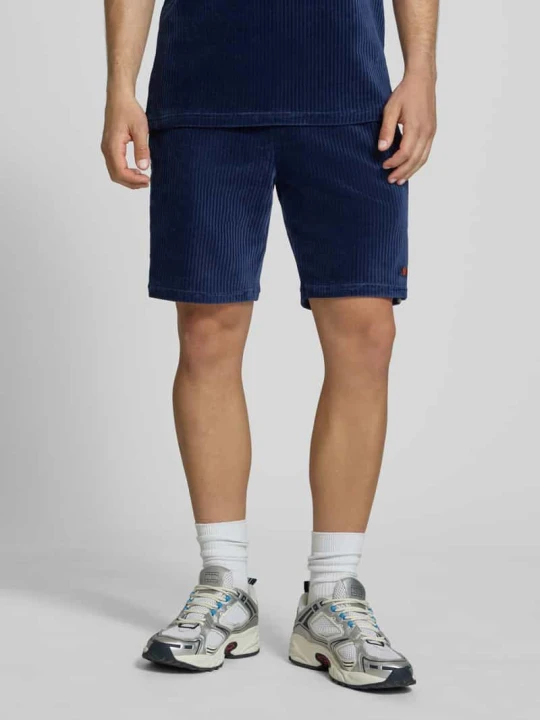 Zdjęcie produktu Szorty z sztruksu model 'TOMATRO' Ellesse Granatowy