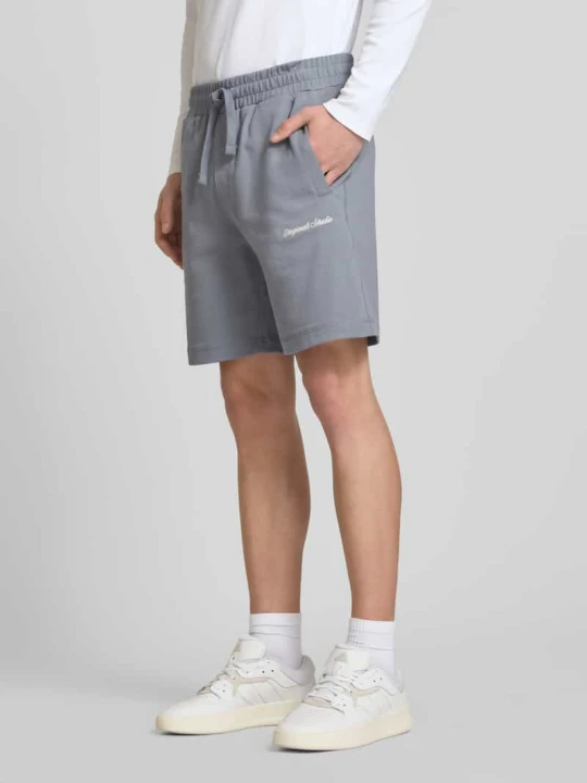 Zdjęcie produktu Szorty dresowe z wyhaftowanym logo model „KARL” Jack&Jones