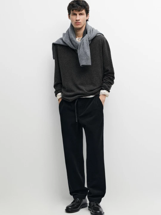 Zdjęcie produktu Sztruksowe Spodnie O Kroju Jogger - Czarny - Massimo Dutti - Male