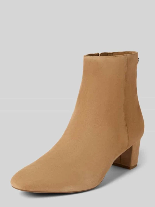 Zdjęcie produktu Sztyblety na słupku z aplikacją z logo Lauren Ralph Lauren Piaskowy