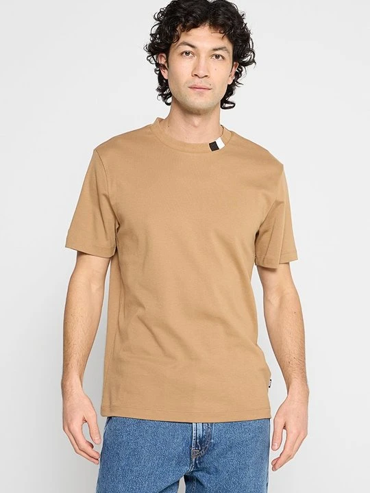 Zdjęcie produktu T-shirt basic Boss beżowy