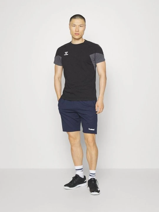 Zdjęcie produktu T-shirt basic Hummel czarny